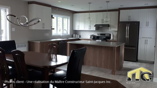 CUISINE ET SALLE À MANGER