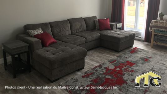 SALON GRIS ET ROUGE