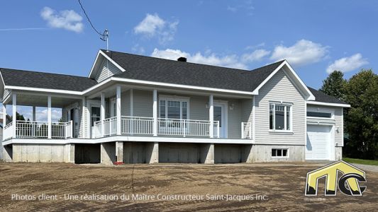 Façade avec garage